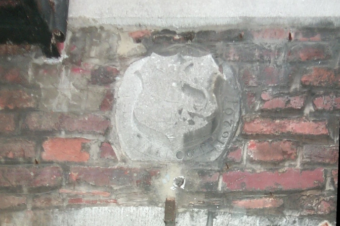 Cartouche armorié de la famille de Malcot