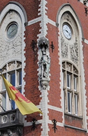 2. Statue de Jean de Nivelles.webp