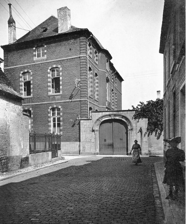 Orphelinat (ancien refuge des Trinitaires) vers 1910